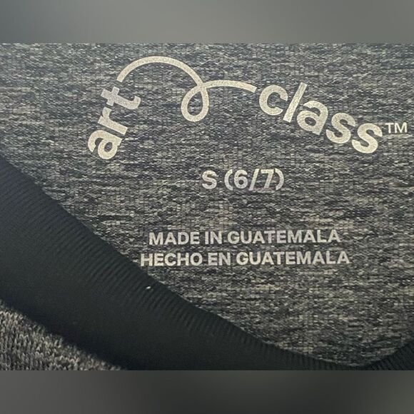 Art class NEW Boy Gray Black Short Sleeve Swim Shirt Size Small (6/7) UPF 50+ - Picture 5 of 6